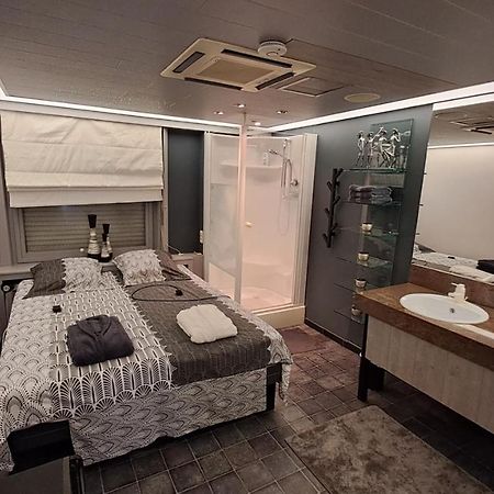 Beautyd Grey Room Centrum Gullegem 韦弗尔海姆 外观 照片