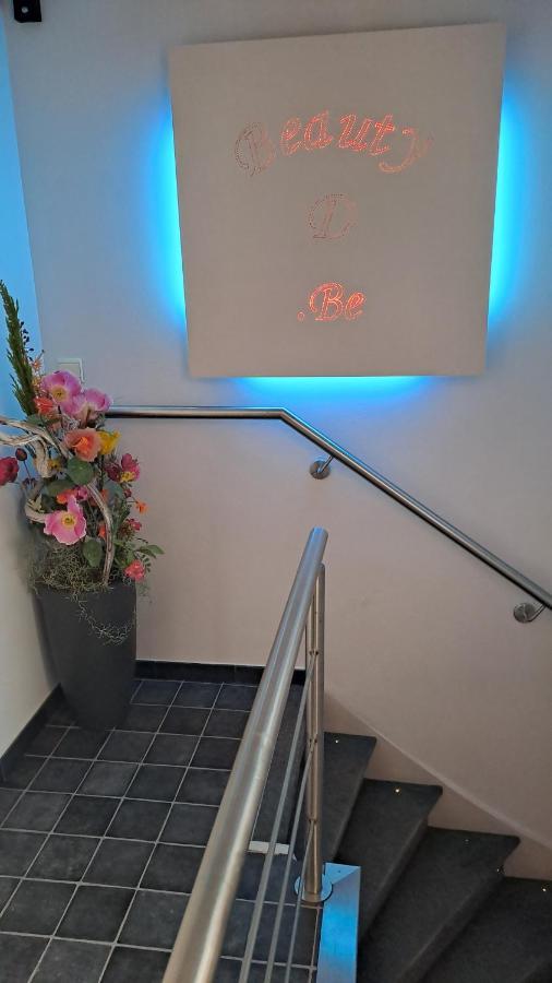 Beautyd Grey Room Centrum Gullegem 韦弗尔海姆 外观 照片