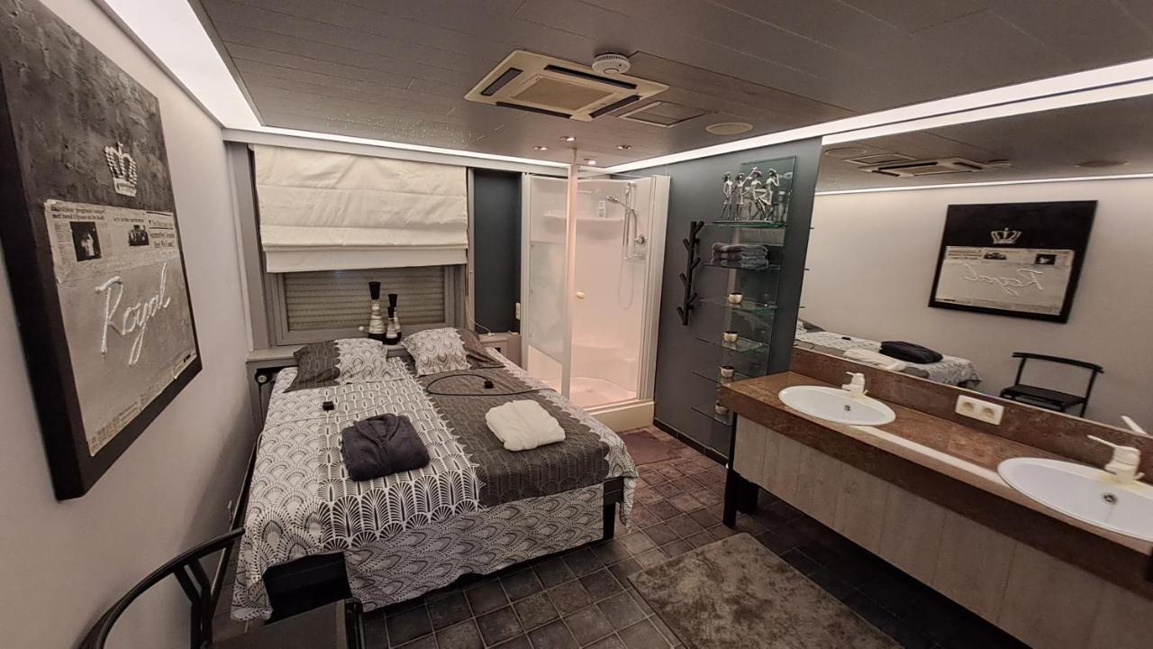 Beautyd Grey Room Centrum Gullegem 韦弗尔海姆 外观 照片